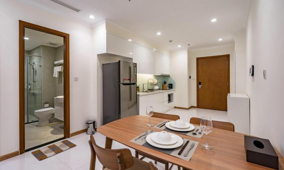 Cherry Homeapart Vinhomes Central Park Хошимин Екстериор снимка