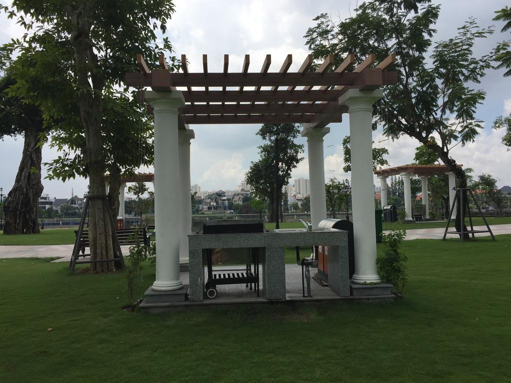 Cherry Homeapart Vinhomes Central Park Хошимин Екстериор снимка