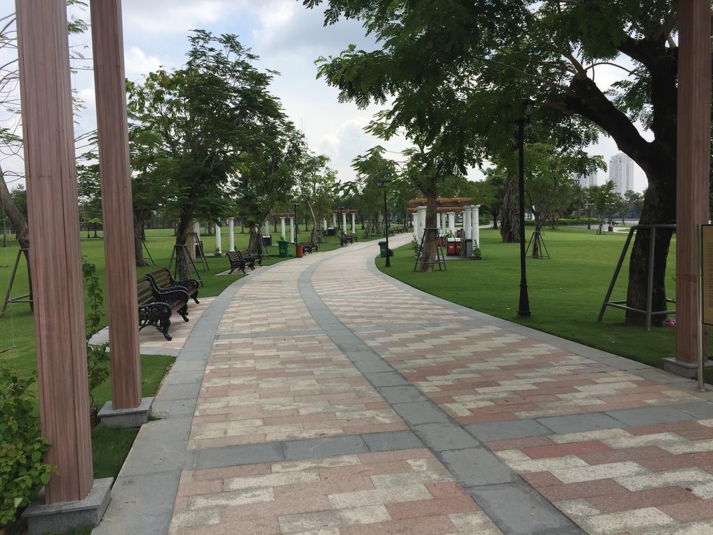 Cherry Homeapart Vinhomes Central Park Хошимин Екстериор снимка
